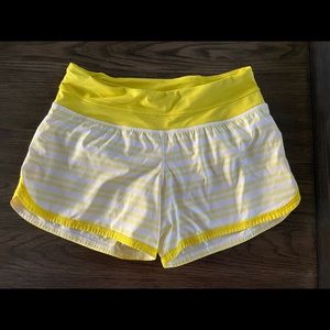 💛Lululemon Speed Up Shorts💛